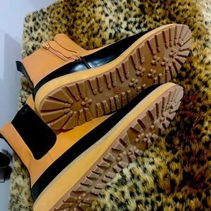 Size 10 ankle boots. New. No tags